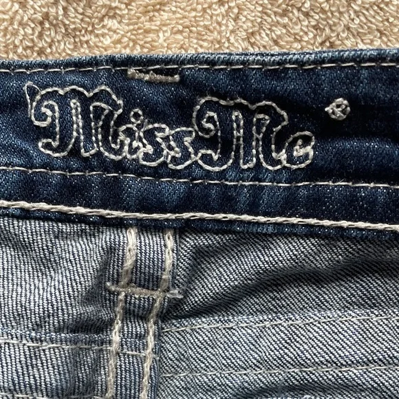 Miss Me 31 Blue Embellished Capris - Picture 2 of 13
